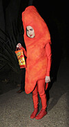 Katy Perry som en Cheetos (ostbåge)