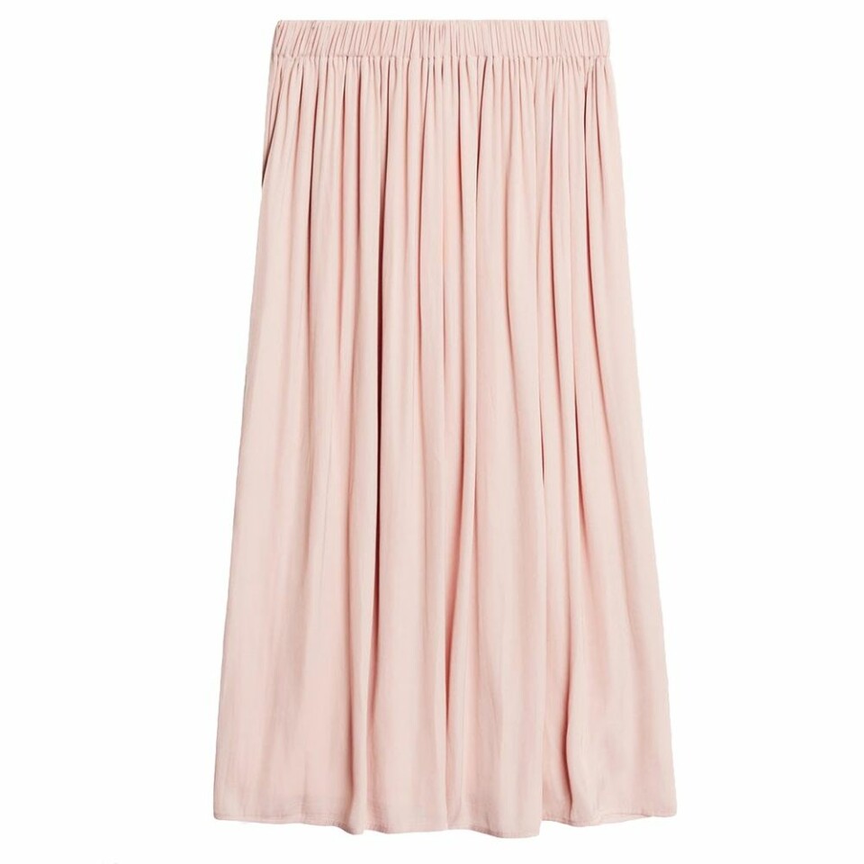 Blommigt och somrigt! 14 fina outfits till midsommar