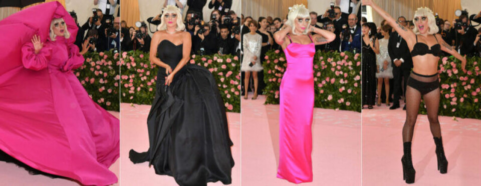 Lady Gaga med sina fyra ombyten. Lady Gaga med sina fyra ombyten.