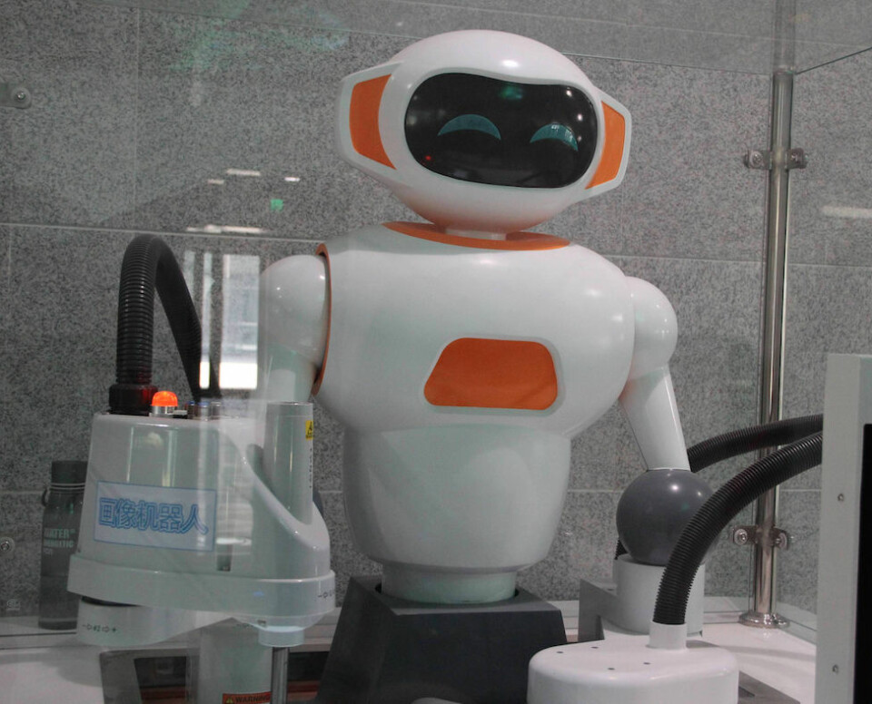 Människor och robotar måste hålla sams år 2025. Människor och robotar måste hålla sams år 2025.