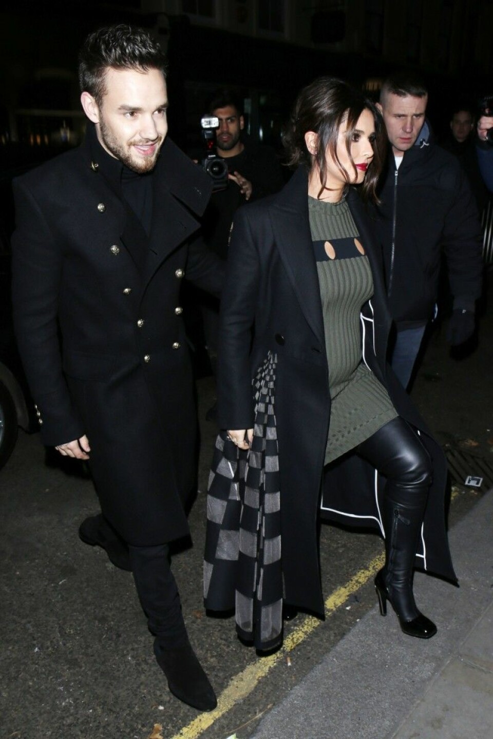 Liam Payne and Cheryl i London under tisdagen den 29 november. Liam Payne and Cheryl i London under tisdagen den 29 november.