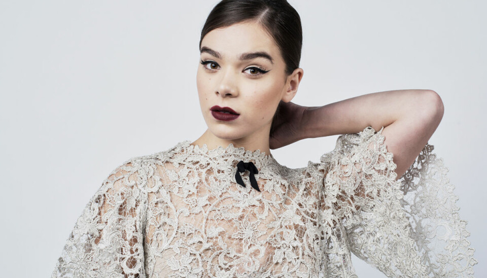 Hailee Steinfeld: ”Jag kan räkna mina bästa vänner på en hand”