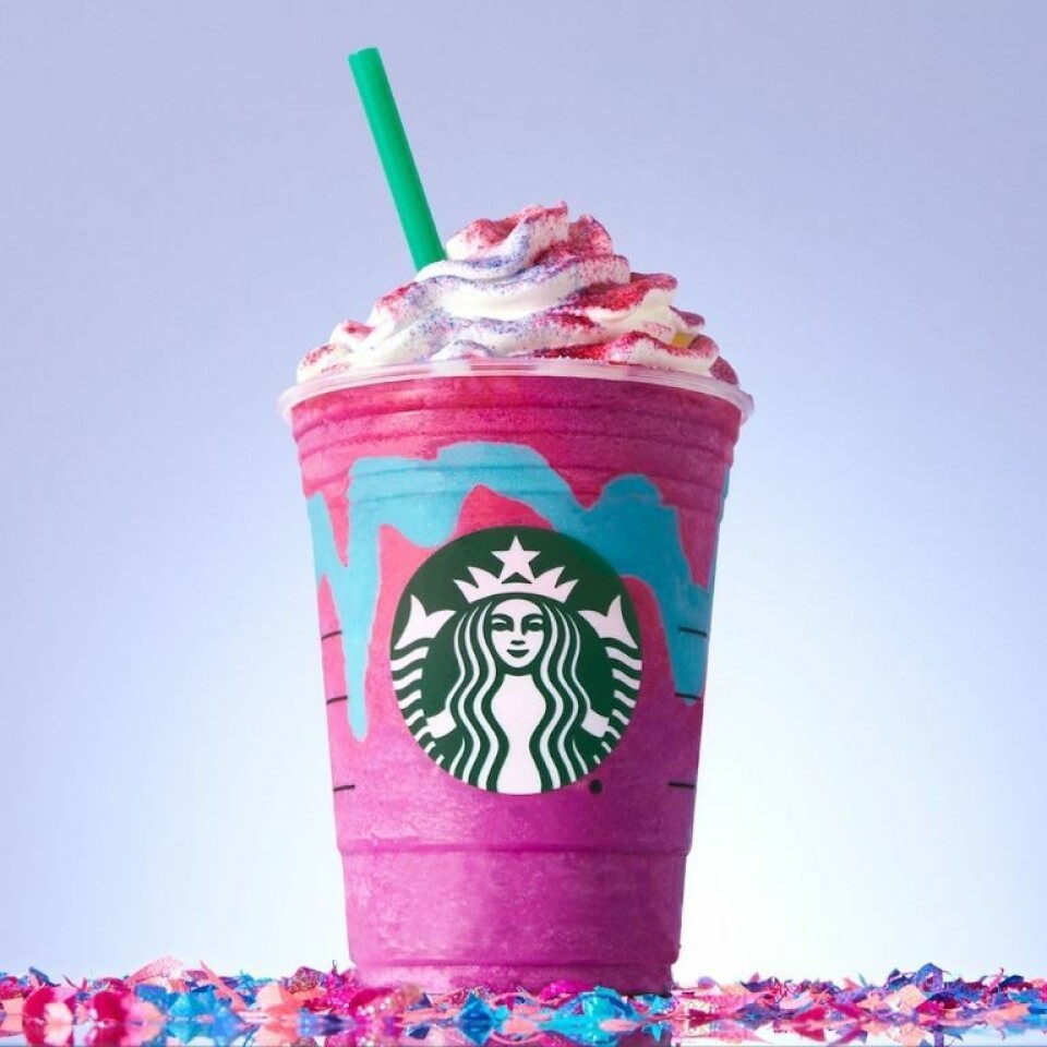 Starbucks nya dryck ändrar färg när du dricker den