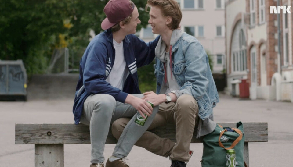 Se Evens kärleksvideo till Isak i Skam