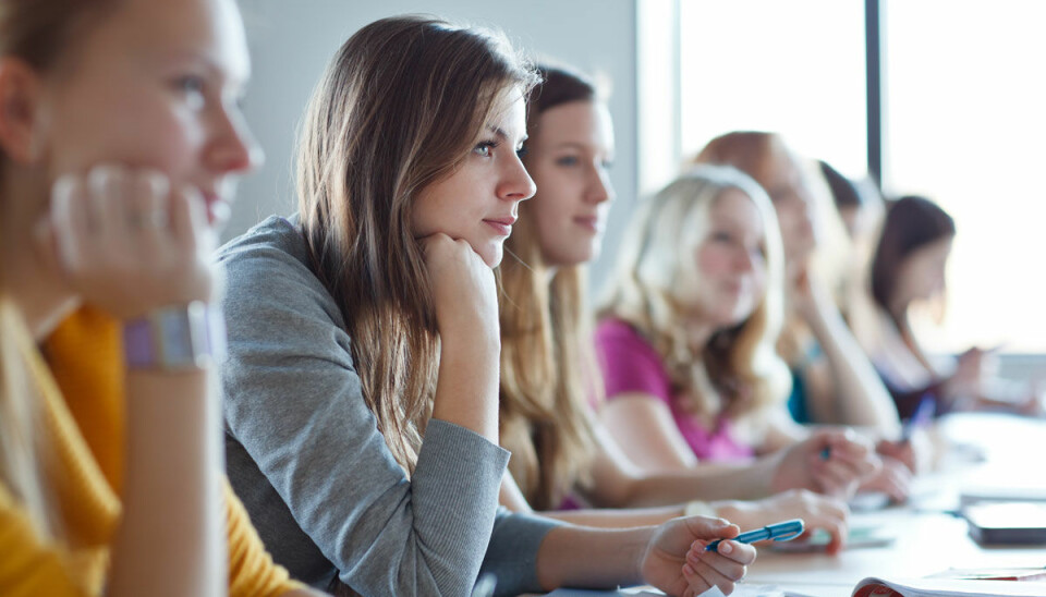 Den här skolan ger dig böter om du kommer försent till lektionen