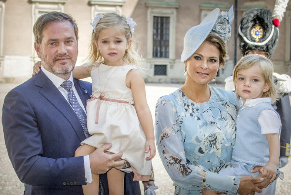 Herr Chris O’Neill, prinsessan Leonore, prinsessan Madeleine och prins Nicolas. Herr Chris O’Neill, prinsessan Leonore, prinsessan Madeleine och prins Nicolas.