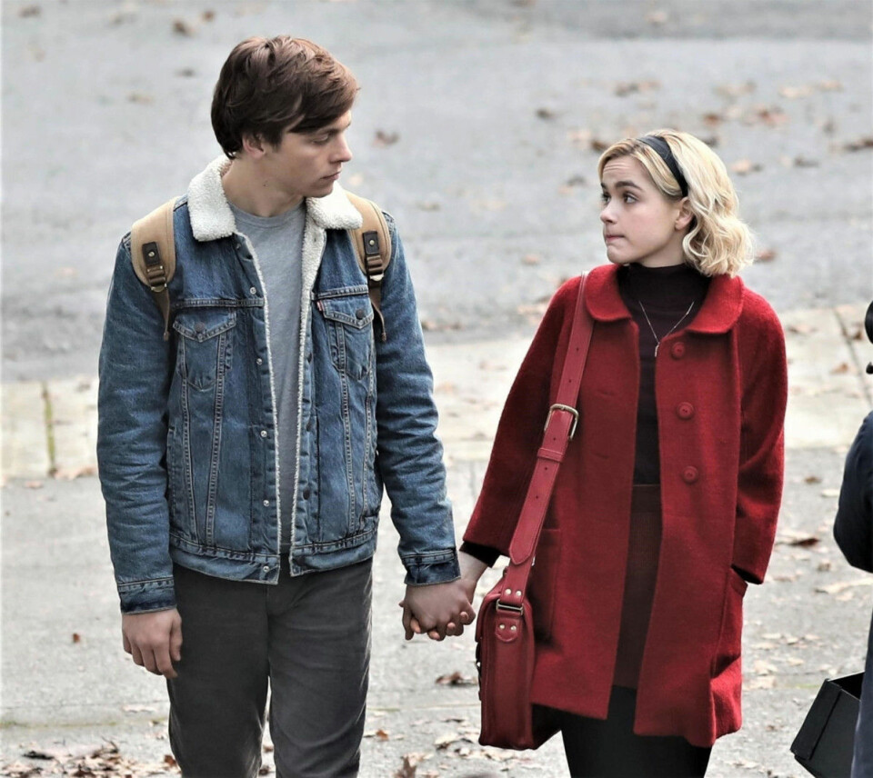 Se första bilderna från inspelningen av Riverdale-uppföljaren 'Sabrina'