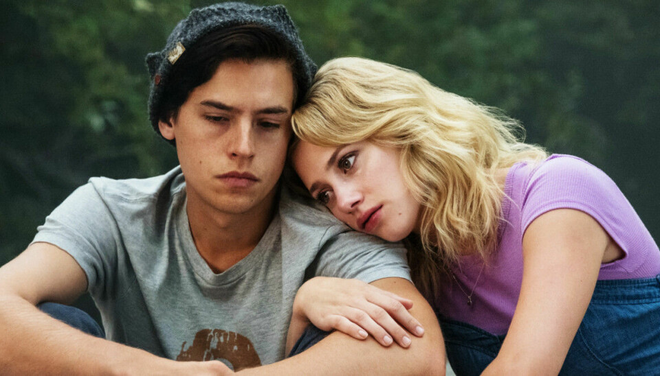 Jughead är i fara och Betty träffar Black Hood – se nya trailern till Riverdale