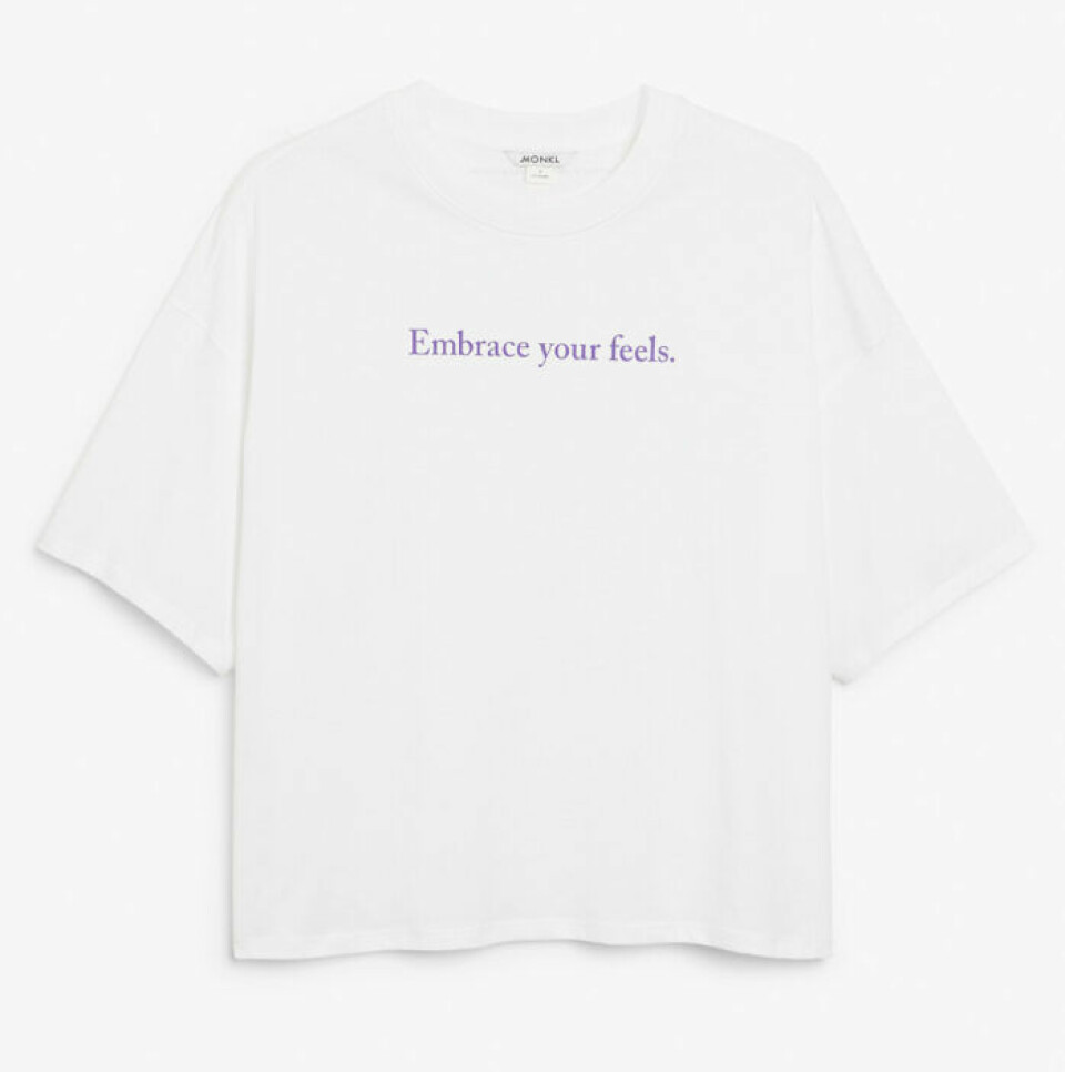 Monki vill få oss att prata mer om hur vi mår – släpper t-shirt med tryck
