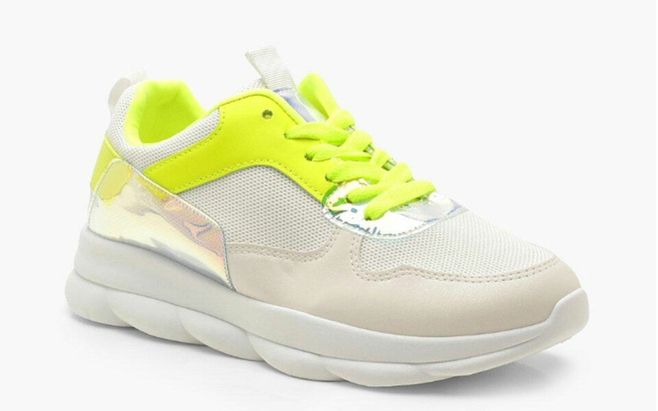 Här kan du shoppa Alices och Biancas snygga neonoutfits