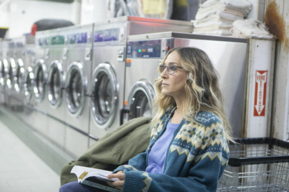 Sarah Jessica Parker spelar Frances i tv-serien Divorce. Sarah Jessica Parker spelar Frances i tv-serien Divorce.