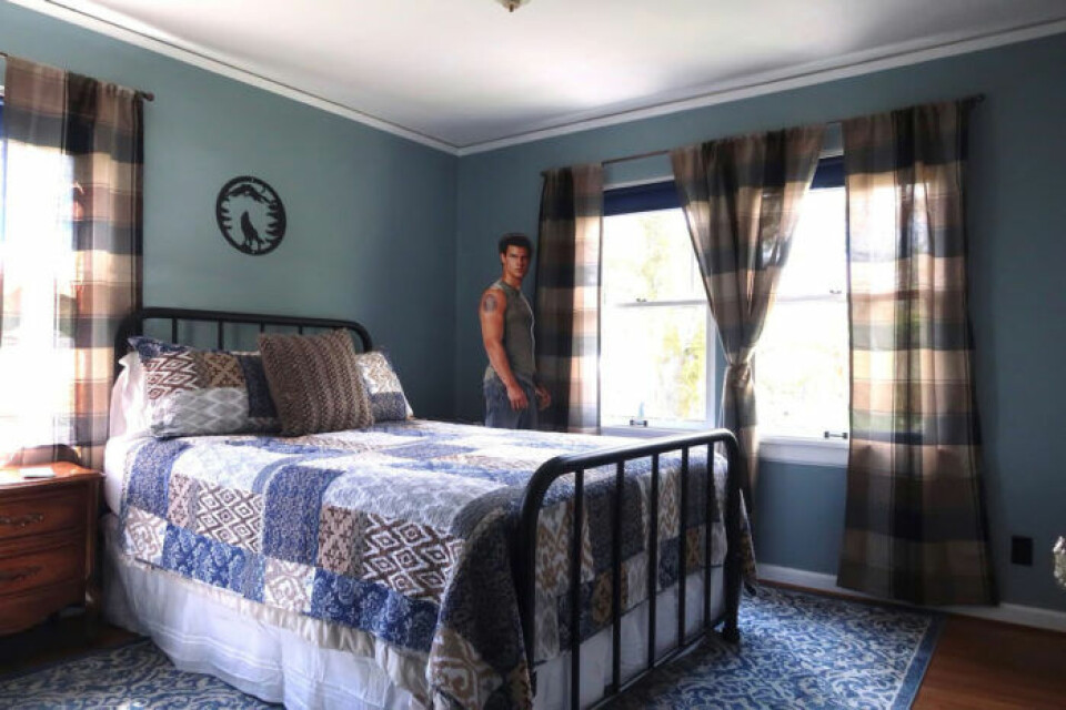 Paret som hyr ut huset har verkligen satsat på att framhäva Twilight i sin annons. Foto: Airbnb Paret som hyr ut huset har verkligen satsat på att framhäva Twilight i sin annons. Foto: Airbnb