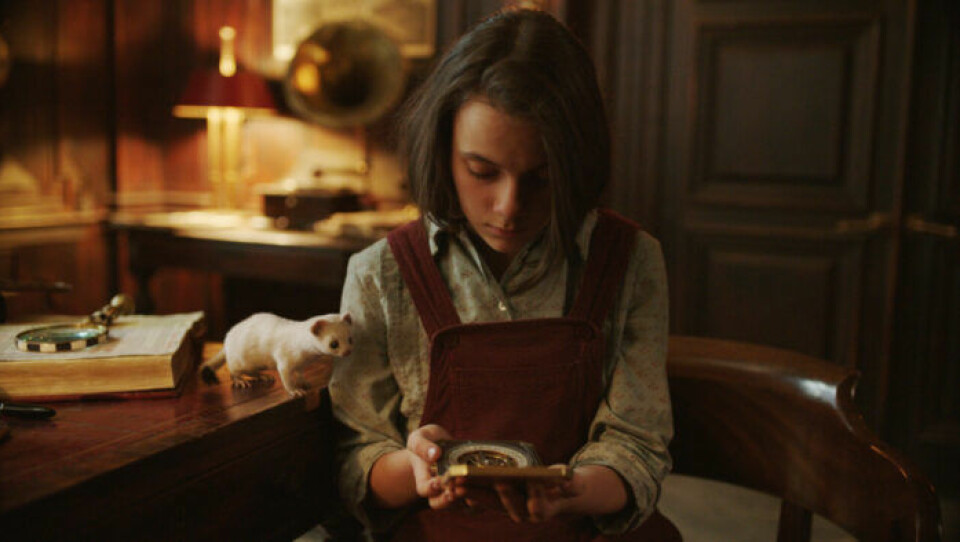Dafne Keen spelar flickan Lyra i tv-serien His Dark Materials på HBO. Dafne Keen spelar flickan Lyra i tv-serien His Dark Materials på HBO.
