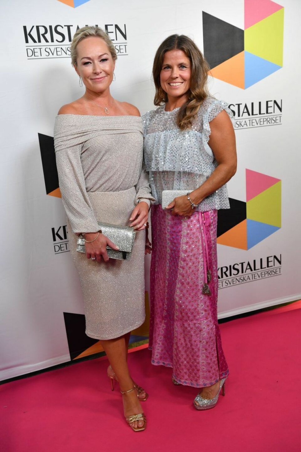Yvette Hermundstad och Pernilla Wiberg. Yvette Hermundstad och Pernilla Wiberg.