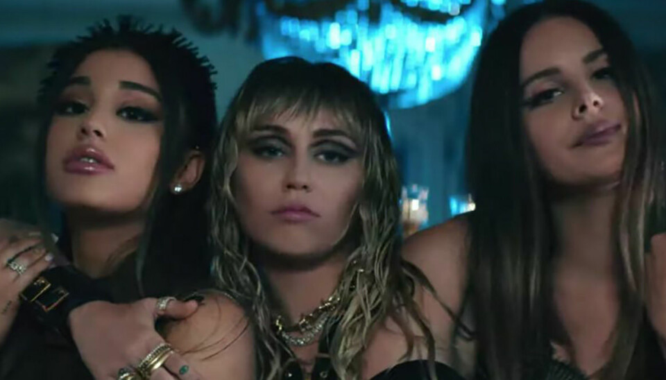 Se nya videon med Ariana Grande, Miley Cyrus och Lana Del Rey
