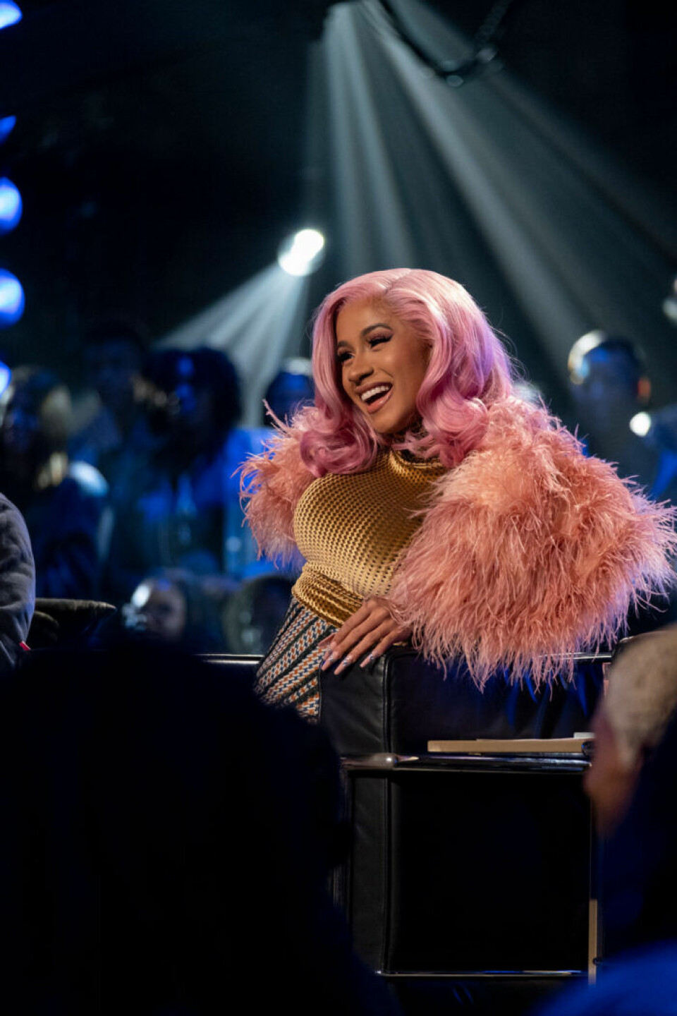 Rhythm + Flow är en musiktävling med Cardi B i juryn. Rhythm + Flow är en musiktävling med Cardi B i juryn.