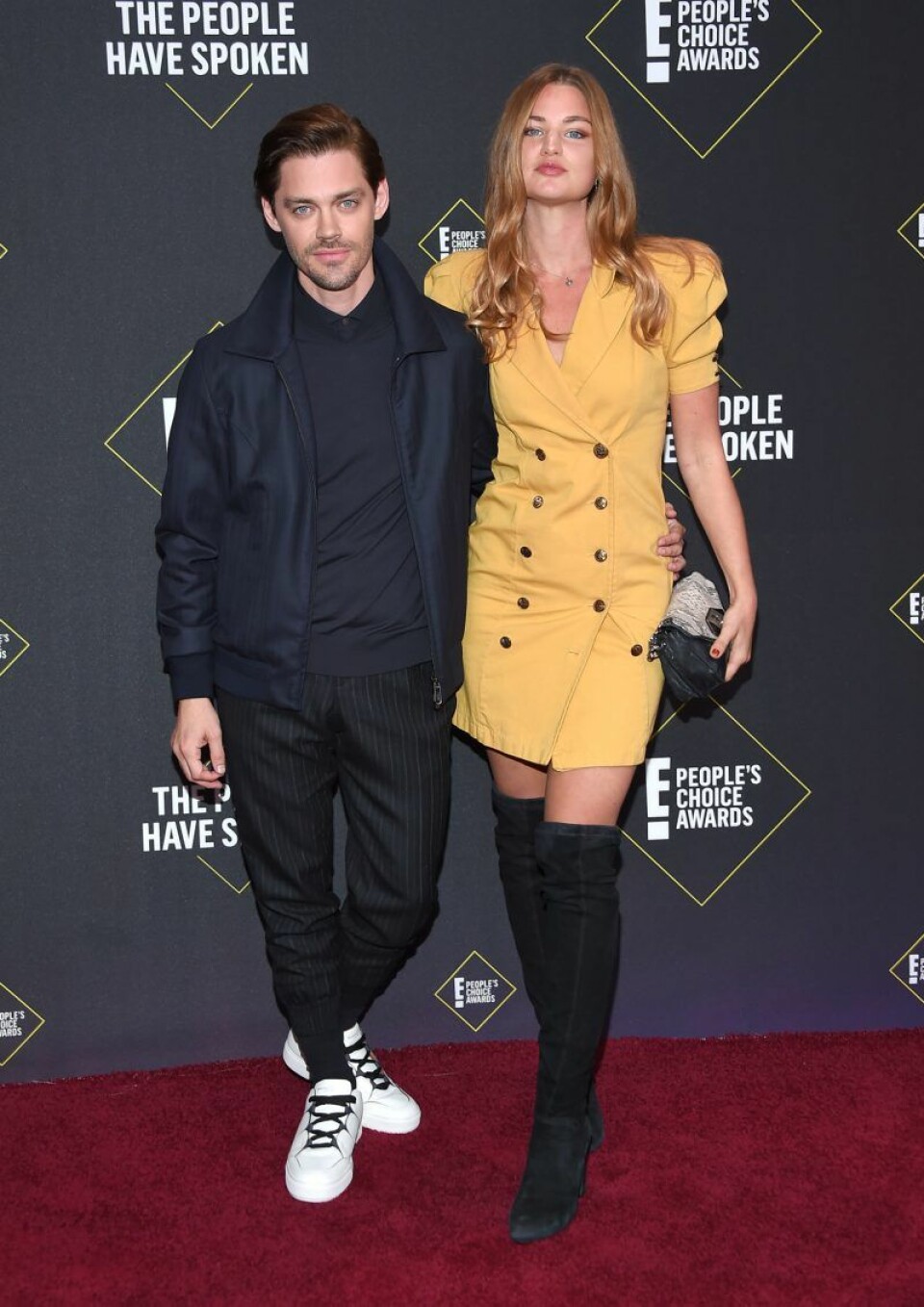 Tom Payne och Jennifer Åkerman. Tom Payne och Jennifer Åkerman.