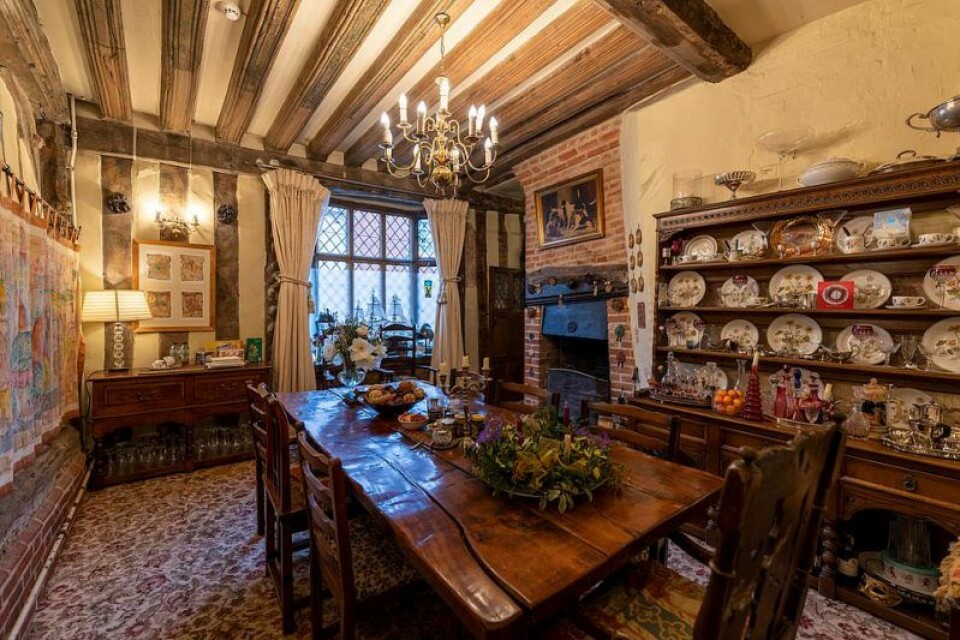 Hela huset andas Harry Potter, fast familjen inte ens visste att huset var med i filmen. Hela huset andas Harry Potter, fast familjen inte ens visste att huset var med i filmen.