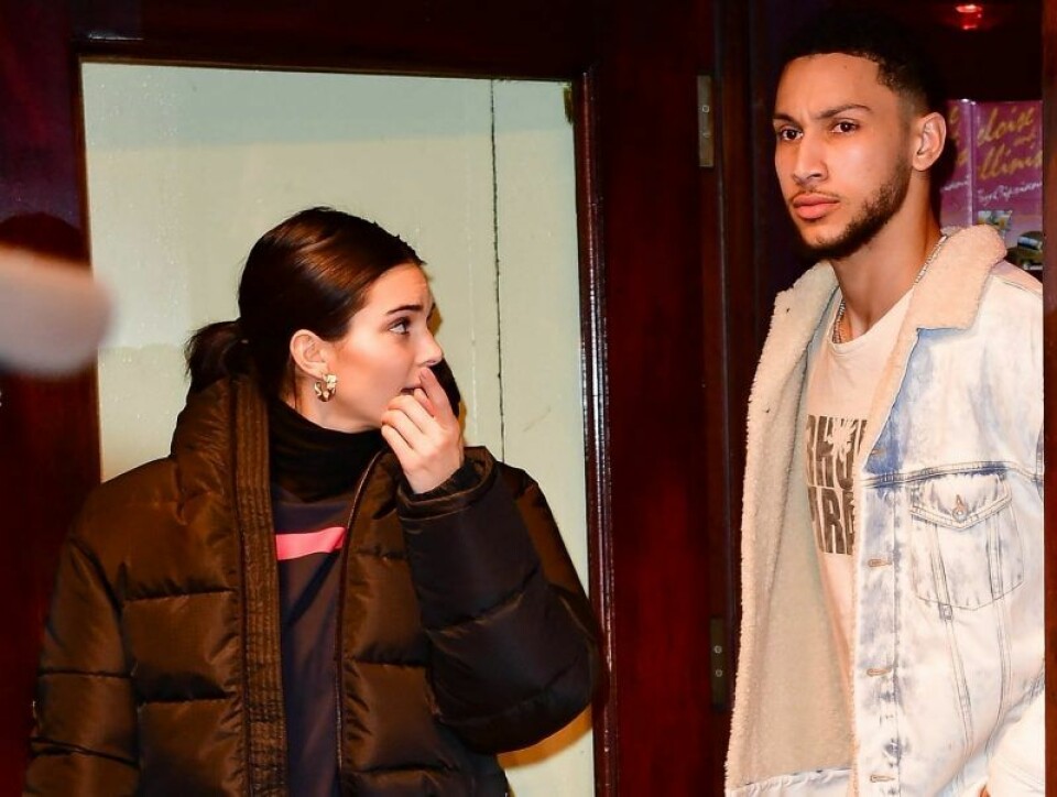 Det finns nästan bara paparazzibilder på Kendall Jenner och Ben Simmons eftersom de aldrig varit på någon offentligt tillställning ihop. Det finns nästan bara paparazzibilder på Kendall Jenner och Ben Simmons eftersom de aldrig varit på någon offentligt tillställning ihop.