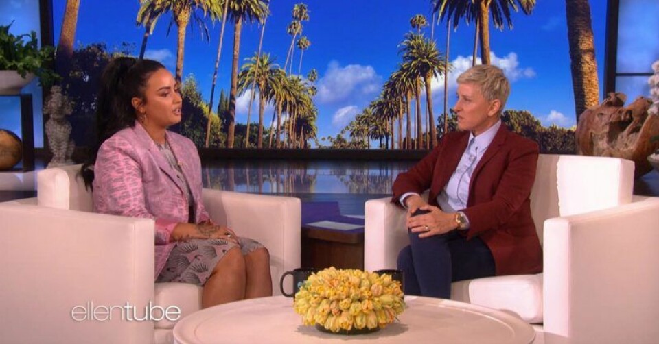 Demi Lovato öppnar upp hos Ellen DeGeneres. Demi Lovato öppnar upp hos Ellen DeGeneres.