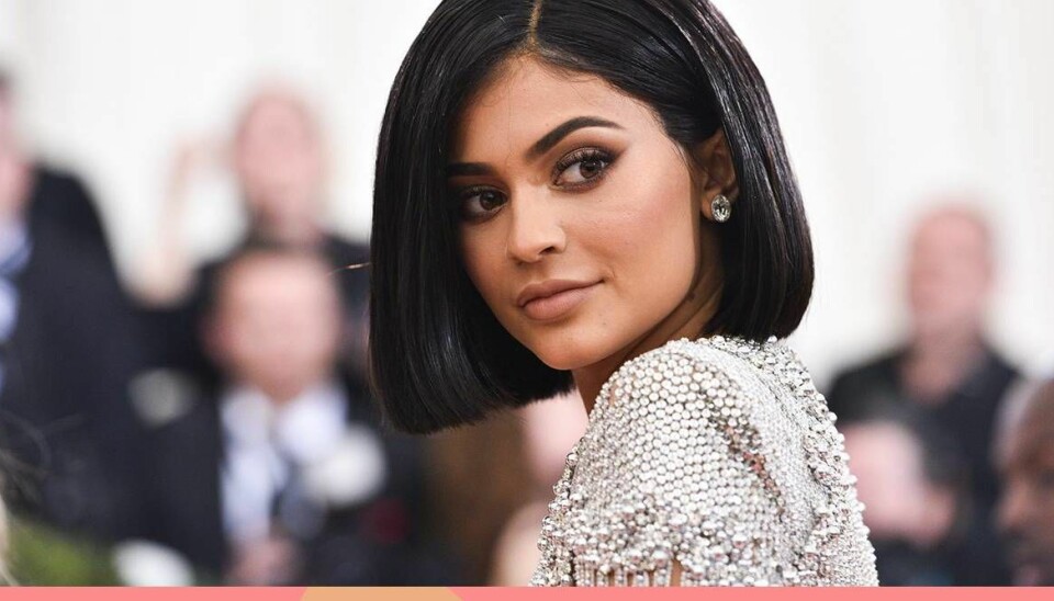 Kylie Jenner visar upp sitt riktiga hår – utan peruk och extensions