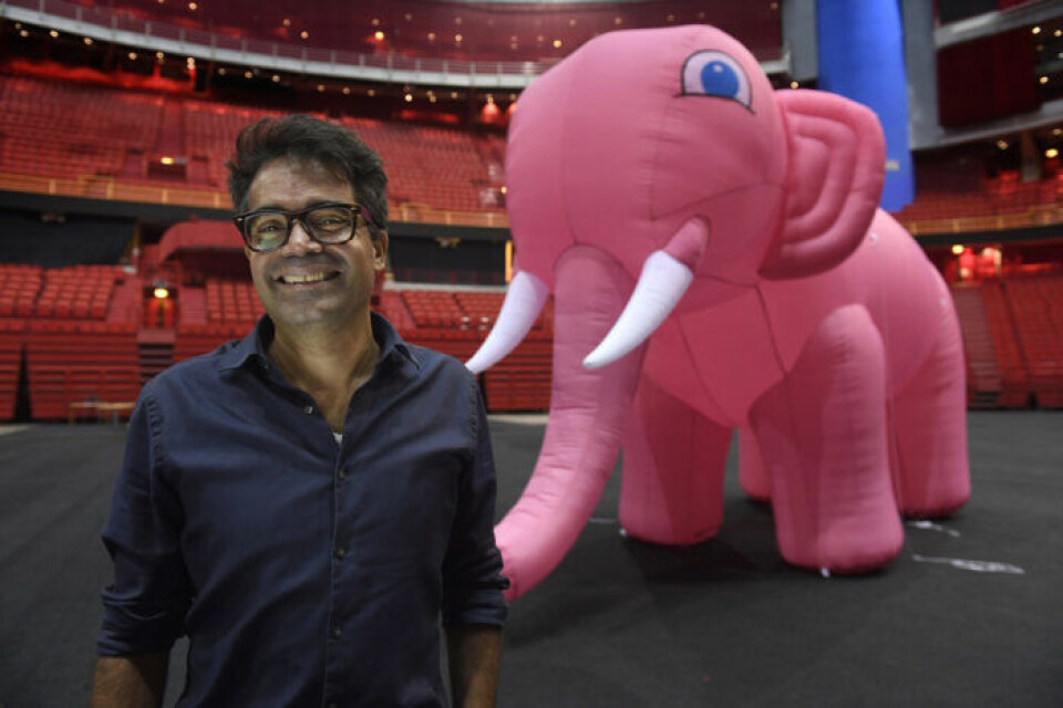 Elefanten i Rummet är en humorshow av David Batra. Elefanten i Rummet är en humorshow av David Batra.