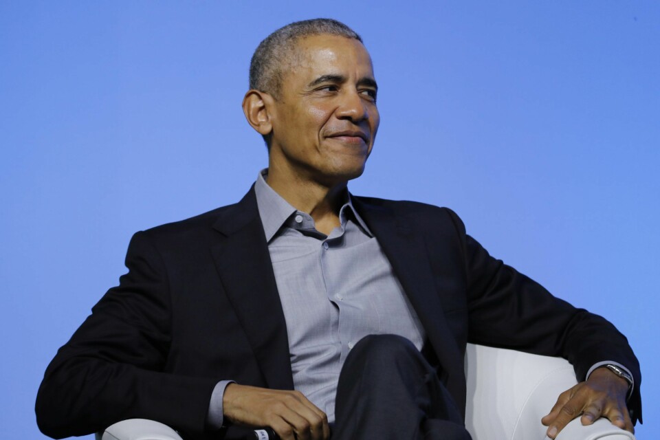 Barack Obama beundrar hustrun Michelle som inte låtit sig ryckas med i Vita husets jargong. Barack Obama beundrar hustrun Michelle som inte låtit sig ryckas med i Vita husets jargong.