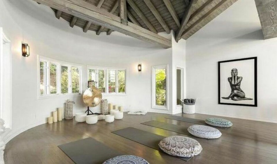 Egen yogastudio? Jo, man tackar. Egen yogastudio? Jo, man tackar.