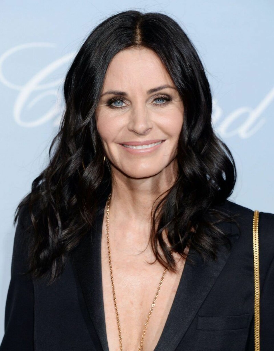 Courteney Cox spelade Monica. Courteney Cox spelade Monica.