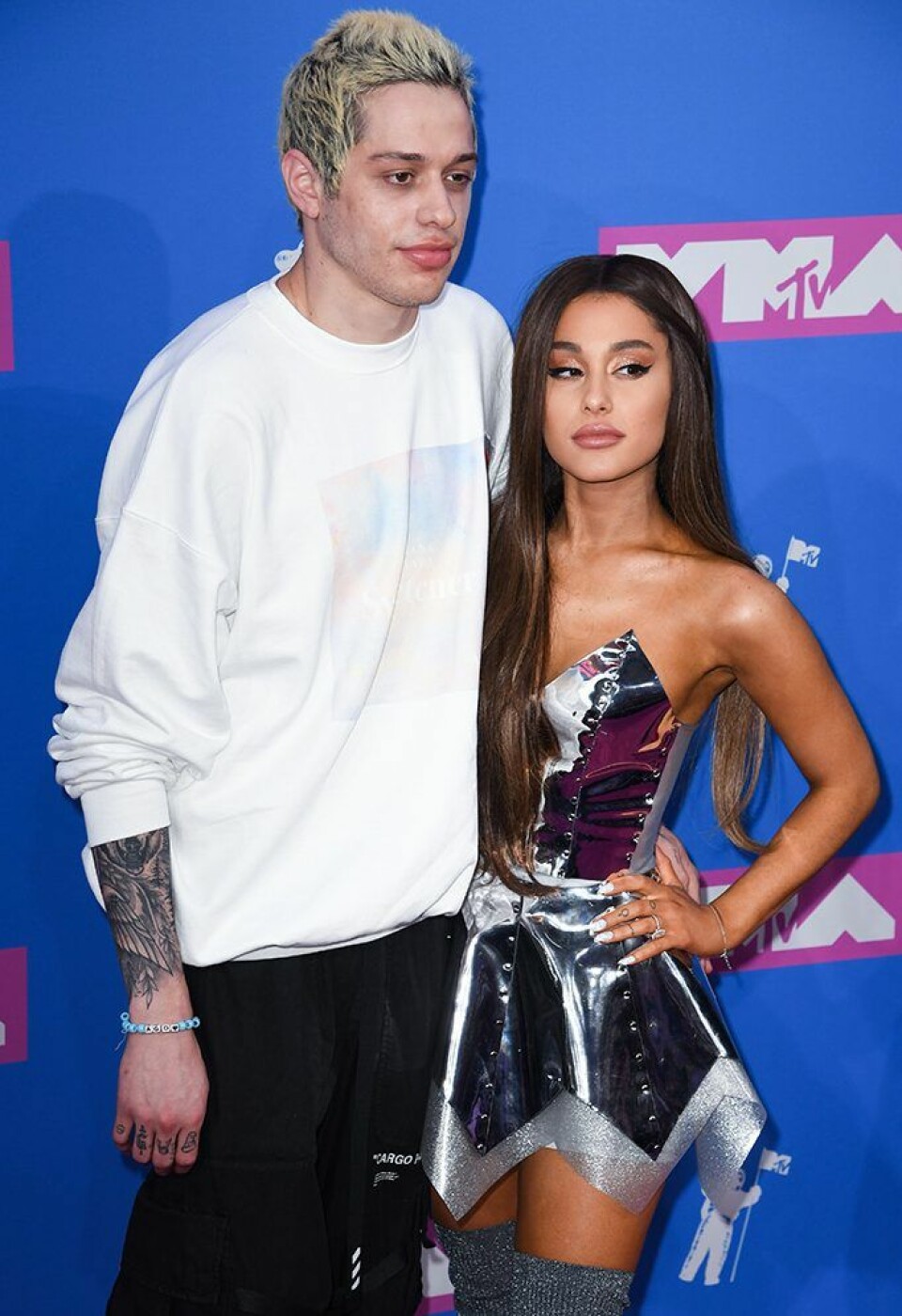 Ariana Grande och exet Pete Davidson. Ariana Grande och exet Pete Davidson.
